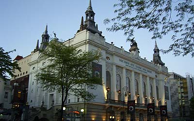 Der kulturelle Höhepunkt unseres Städtetrips: Das Musical Tanz der Vampire im Theater des Westens.
