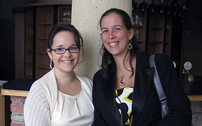 Astrid mit ihrer Trauzeugin Andrea