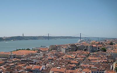 BOM DIA! Sofort nach der Ankunft in Lissabon haben wir uns einen raschen Überblick vom Castelo verschafft.