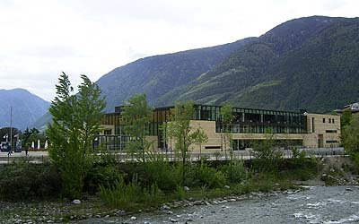 Zur Erholung haben wir einen Nachmittag in der wunderbaren Therme Meran verbracht. Prädikat: sehr empfehlenswert!